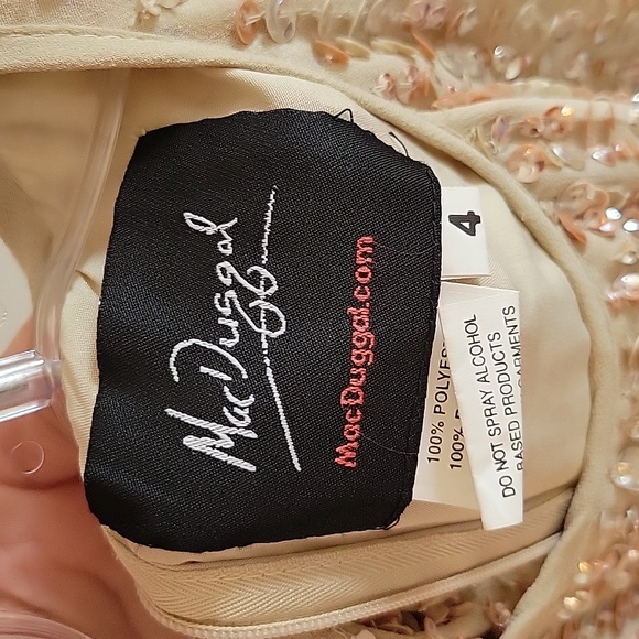 NWT Mac Duggal Sequined High Neck Sleeveless Column Gown Dress Nude Flawed 4 - Picture 10 of 12